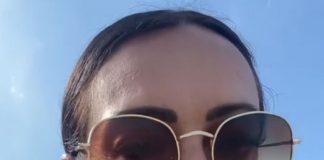 Bila sam dadilja njihovoj deci, a oni su me namamili na divlju svingersku žurku: Upala sam u isti krevet sa 10 golih ljudi, a onda je usledio šok Bila sam dadilja njihovoj deci, a oni su me namamili na divlju svingersku žurku: Upala sam u isti krevet sa 10 golih ljudi, a onda je usledio šok - featured image