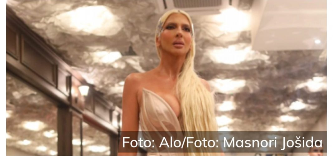 OBRAZOVANJE JELENE KARLEUŠE! Promijenila tri srednje škole, a evo šta je konačno završila! - featured image