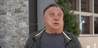 Halid Bešlić izgubio je oko u saobraćajnoj nezgodi, za dlaku izbegao moždani udar, imao operaciju i dijabetes: A umro je od ove opake bolesti Halid Bešlić izgubio je oko u saobraćajnoj nezgodi, za dlaku izbegao moždani udar, imao operaciju i dijabetes: A umro je od ove opake bolesti - featured image