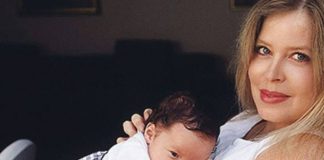 P0GlNULA je mesec dana nakon porođaja: prošle su 22 godine: Evo kako danas izgleda ćerka Ene Begović – ista mati, prirodna Iepotica (Foto) P0GlNULA je mesec dana nakon porođaja: prošle su 22 godine: Evo kako danas izgleda ćerka Ene Begović – ista mati, prirodna Iepotica (Foto) - featured image