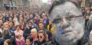 “Kao da je umro drugi Tito, poručuju”: Balkan u jednoj pjesmi, jedan oproštaj za Halida Bešlića “Kao da je umro drugi Tito, poručuju”: Balkan u jednoj pjesmi, jedan oproštaj za Halida Bešlića - featured image