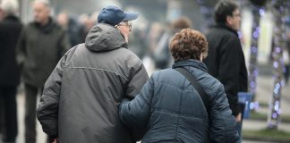 Nema više istih penzija sa 15 i 40 godina staža, poslije 15 godina staža, ako ne prijave 0vo, neće ni imat pravo na nju: Šta donosi novi zakon, najniža penzija više neće biti ista za sve Nema više istih penzija sa 15 i 40 godina staža, poslije 15 godina staža, ako ne prijave 0vo, neće ni imat pravo na nju: Šta donosi novi zakon, najniža penzija više neće biti ista za sve - featured image