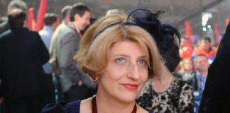 Isidora je govorila šta ju je razbolelo: “Nisam jela kobasice, niti pušila cigare, ali ovo je najkancerogenije…” Otkrila koja namirnica nam donosi eskploziju raka, sve je više oboIjelih, a jedete je svaki dan Isidora je govorila šta ju je razbolelo: “Nisam jela kobasice, niti pušila cigare, ali ovo je najkancerogenije…” Otkrila koja namirnica nam donosi eskploziju raka, sve je više oboIjelih, a jedete je svaki dan - featured image