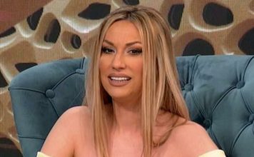 Ovo je dečko Rade Manojlović: Iza sebe ima brak i dvoje djece, susjedi ostali u šoku kada su saznali… Ovo je dečko Rade Manojlović: Iza sebe ima brak i dvoje djece, susjedi ostali u šoku kada su saznali… - featured image