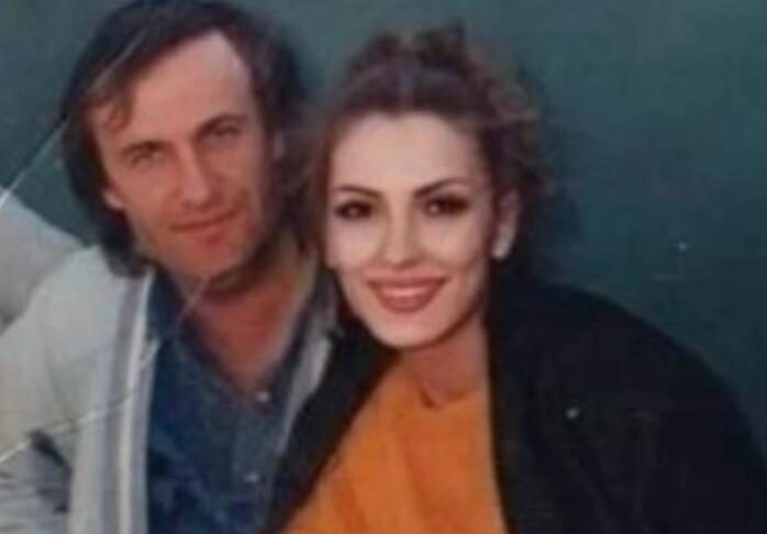 Na njegovim tekstovima Šaban se bogatio, Jašar proslavio, a kad je umro, niko nije imao da mu plati sahranu: Iz kuće ispratio ženu Zoricu pa digao ruku na sebe Na njegovim tekstovima Šaban se bogatio, Jašar proslavio, a kad je umro, niko nije imao da mu plati sahranu: Iz kuće ispratio ženu Zoricu pa digao ruku na sebe - featured image