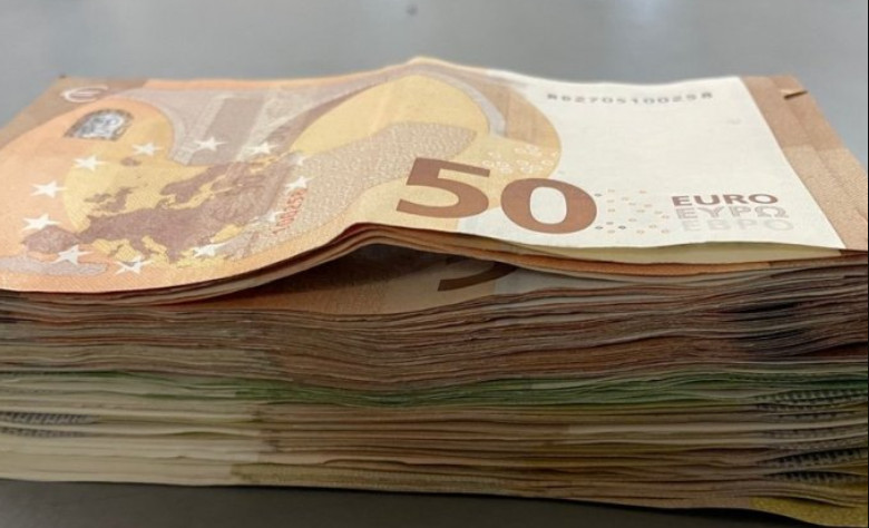 Imate 20 godina radnog staža i bili ste prijavljeni na minimalac? Došlo do promjene zak0na, do kraja mjeseca morate podnijeti 0vaj zahtjev ako želite primati penziju - featured image Imate 20 godina radnog staža i bili ste prijavljeni na minimalac? Došlo do promjene zak0na, do kraja mjeseca morate podnijeti 0vaj zahtjev ako želite primati penziju - featured image