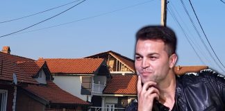 NAJMLAĐI DEDA NA ESTRADI OBEZBEDIO CELU PORODICU DO KRAJA ŽIVOTA! Zaradio ogromnu lovu od muzike i svakom detetu kupio stan NAJMLAĐI DEDA NA ESTRADI OBEZBEDIO CELU PORODICU DO KRAJA ŽIVOTA! Zaradio ogromnu lovu od muzike i svakom detetu kupio stan - featured image