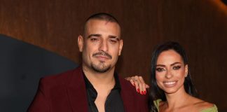 “MOŽE MI SE JER SAM ŽENA DARKA LAZIĆA” Katarina pobesnela pa šokirala javnost: Platio bi mi sve što poželim "MOŽE MI SE JER SAM ŽENA DARKA LAZIĆA" Katarina pobesnela pa šokirala javnost: Platio bi mi sve što poželim - featured image