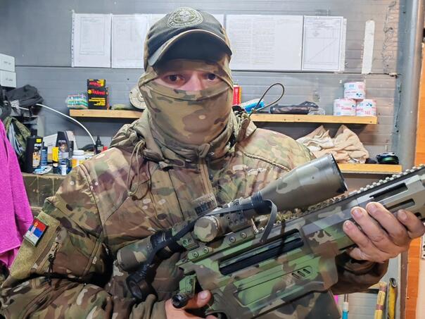 Srpski dobrovoljac u ruskoj vojsci Željko Tomić ponovo prijeti: “Sve ćemo vas istrijebiti” Srpski dobrovoljac u ruskoj vojsci Željko Tomić ponovo prijeti: “Sve ćemo vas istrijebiti” - featured image