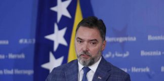 Košarac “pali vatru”, zaprijetio je krajem BiH?! – “Svetinju ćemo braniti po svaku cijenu” Košarac “pali vatru”, zaprijetio je krajem BiH?! – “Svetinju ćemo braniti po svaku cijenu” - featured image