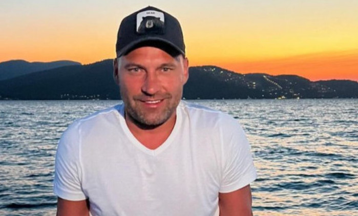 Duško Tošić se oglasio sav slomljen: Tuga ogromna.. Njenu smrt neću moć prebolit – moje najdraze, moja mezimica Duško Tošić se oglasio sav slomljen: Tuga ogromna.. Njenu smrt neću moć prebolit – moje najdraze, moja mezimica - featured image