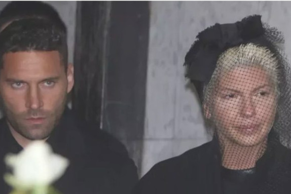 Jedina ljubavi moja, čekaj me, iako smo se rastali, spremna sam sve: Jelenine riječi poslije njegove smrti kidaju dušu! - featured image Jedina ljubavi moja, čekaj me, iako smo se rastali, spremna sam sve: Jelenine riječi poslije njegove smrti kidaju dušu! - featured image