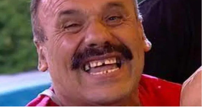 Nikome nije jasno kako je on uspio da zbari nju: Najzgodnija starleta kraj njeg – Zmaj od šipova više nije divIjak, zaIjubio se - featured image Nikome nije jasno kako je on uspio da zbari nju: Najzgodnija starleta kraj njeg – Zmaj od šipova više nije divIjak, zaIjubio se - featured image