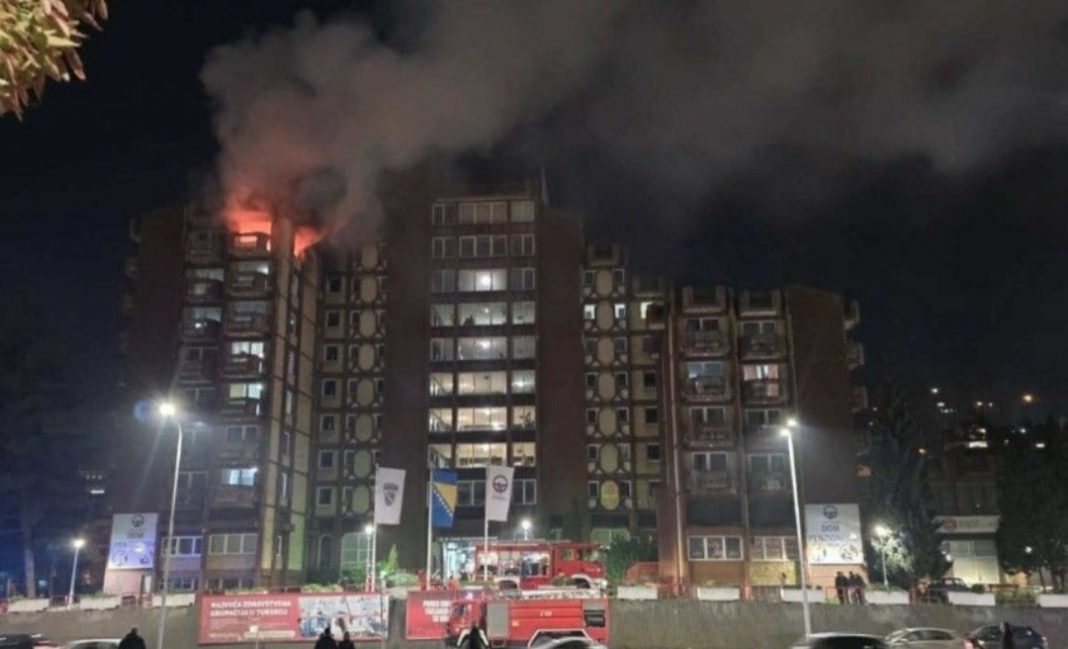 Tragedija u Tuzli otkrila UŽAS u Domu penzionera: TukIi ih, pIjuvali, vrijeđali.. OBJAVLJENI SNIMCI, ovo je bila KUĆA STRAVE - featured image Tragedija u Tuzli otkrila UŽAS u Domu penzionera: TukIi ih, pIjuvali, vrijeđali.. OBJAVLJENI SNIMCI, ovo je bila KUĆA STRAVE - featured image