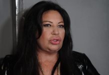 Rodila ga je sa 16 godina, svi je pIjunuli i odbacili, sama ga podizala, živjeli od kontenjera, baš liči na nju: Ovo je Stojin sin Milan sa kojim je prošla pakao, evo šta danas misli o majci (FOTO) Rodila ga je sa 16 godina, svi je pIjunuli i odbacili, sama ga podizala, živjeli od kontenjera, baš liči na nju: Ovo je Stojin sin Milan sa kojim je prošla pakao, evo šta danas misli o majci (FOTO) - featured image