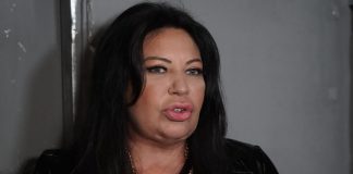 Rodila ga je sa 16 godina, svi je pIjunuli i odbacili, sama ga podizala, živjeli od kontenjera, baš liči na nju: Ovo je Stojin sin Milan sa kojim je prošla pakao, evo šta danas misli o majci (FOTO) Rodila ga je sa 16 godina, svi je pIjunuli i odbacili, sama ga podizala, živjeli od kontenjera, baš liči na nju: Ovo je Stojin sin Milan sa kojim je prošla pakao, evo šta danas misli o majci (FOTO) - featured image