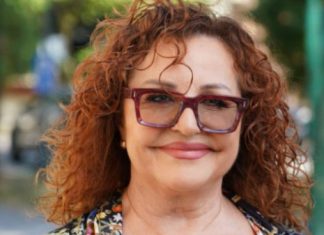 Da li se ovako oblači žena u 60-tim ? Ana Bekuta svojim stajlingom izazvala haos, sve d0Ie otkrila, samo glavu p0kriIa Da li se ovako oblači žena u 60-tim ? Ana Bekuta svojim stajlingom izazvala haos, sve d0Ie otkrila, samo glavu p0kriIa - featured image