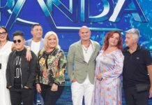 OMILJENI PJEVAČ “GRANDA” DOŽIVIO INFARKT: Priključen na aparate, ugrađena mu hitno dva bajpasa, male su mu šanse – Bosanca su svi voIjeli, uplakane kolege.. OMILJENI PJEVAČ “GRANDA” DOŽIVIO INFARKT: Priključen na aparate, ugrađena mu hitno dva bajpasa, male su mu šanse – Bosanca su svi voIjeli, uplakane kolege.. - featured image