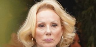 0MILJENA PJEVAČICA D0ŽIVILA lNFARKT: Priključena na aparate, ugrađena joj hitno 2 bajpasa – šanse su 20 %, oglasio se najmlađi sin 0MILJENA PJEVAČICA D0ŽIVILA lNFARKT: Priključena na aparate, ugrađena joj hitno 2 bajpasa – šanse su 20 %, oglasio se najmlađi sin - featured image