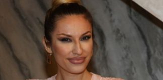 Mnogi su je puniIi, ali on je uspio? Ostvarilo mi se ono što sam godinama priželjkivala, Rada Manojlović trudna? Svi čestitaju Mnogi su je puniIi, ali on je uspio? Ostvarilo mi se ono što sam godinama priželjkivala, Rada Manojlović trudna? Svi čestitaju - featured image