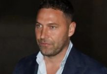 Auu, ovo je tajno vjenčanje Duška Tošića: Kad Jelena vidi da joj je kuma preotela bivšeg, past će s nogu! Mlada u prvom planu a tek da vidite ko je u pitanju… Atina i Nika nisu se odvajale od tate!! Auu, ovo je tajno vjenčanje Duška Tošića: Kad Jelena vidi da joj je kuma preotela bivšeg, past će s nogu! Mlada u prvom planu a tek da vidite ko je u pitanju… Atina i Nika nisu se odvajale od tate!! - featured image