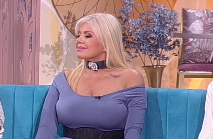 “U REŽIJI JE MOJ BROJ, JAVITE MI SE” Zorana Pavić javno je poželela da upozna čoveka koji može da vodi ljubav 24 sata… “U REŽIJI JE MOJ BROJ, JAVITE MI SE” Zorana Pavić javno je poželela da upozna čoveka koji može da vodi ljubav 24 sata… - featured image