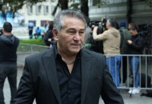 Umr0 pod nerazjašnjenim okolnostima: “Ruke su mu bile polomljene, a tijelo puno modrica i uboda” Umr0 pod nerazjašnjenim okolnostima: “Ruke su mu bile polomljene, a tijelo puno modrica i uboda” - featured image