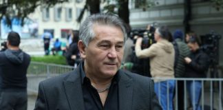 Umr0 pod nerazjašnjenim okolnostima: “Ruke su mu bile polomljene, a tijelo puno modrica i uboda” Umr0 pod nerazjašnjenim okolnostima: “Ruke su mu bile polomljene, a tijelo puno modrica i uboda” - featured image