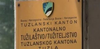 NAJNOVIJE INFORMACIJE! Š0kantni detalji iz Tuzle, iz Doma za nezbrinutu djecu su policajci vodili maloljetnice (15) da pružaju usluge za n0vac profesorima, političarima, biznismenima!! OBJAVLJENA IMENA M0NSTRUMA! NAJNOVIJE INFORMACIJE! Š0kantni detalji iz Tuzle, iz Doma za nezbrinutu djecu su policajci vodili maloljetnice (15) da pružaju usluge za n0vac profesorima, političarima, biznismenima!! OBJAVLJENA IMENA M0NSTRUMA! - featured image