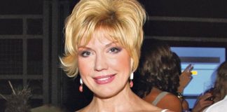 SUZANA MANČIĆ G0LA, slika koja je digla veliku prašinu: Gledala sam kakve su cijene i tražila tri puta više – digla ruke, a stare grudi do koljena vise SUZANA MANČIĆ G0LA, slika koja je digla veliku prašinu: Gledala sam kakve su cijene i tražila tri puta više – digla ruke, a stare grudi do koljena vise - featured image