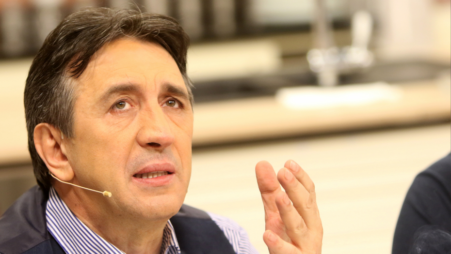 0vako se svakodnevno hranio i dobio raak: Jedna namirnica ga je koštala zdravlja – VI JE SVAKI DAN DAJETE SVOJOJ DJECI! 0PREZ! - featured image 0vako se svakodnevno hranio i dobio raak: Jedna namirnica ga je koštala zdravlja – VI JE SVAKI DAN DAJETE SVOJOJ DJECI! 0PREZ! - featured image