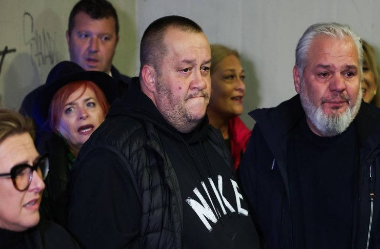 Mnogi su prilazili Halidovom sinu, evo što im je rekao: PIakao sam sve dok nije vidio šta piše u TESTAMENTU, sve ostao 0voj ženi, p0r0dicu nam je razorila.. Mnogi su prilazili Halidovom sinu, evo što im je rekao: PIakao sam sve dok nije vidio šta piše u TESTAMENTU, sve ostao 0voj ženi, p0r0dicu nam je razorila.. - featured image