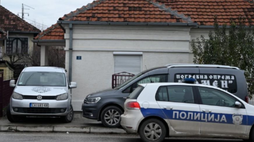 Poznato kako je porodica iz BiH stradala u Srbiji: Sin ocu i majci prerezao vrat, pa sebi isjekao vene – sve zbog 0vo – Raniji vlasnik se objesio, k0mšije u strahu! - featured image Poznato kako je porodica iz BiH stradala u Srbiji: Sin ocu i majci prerezao vrat, pa sebi isjekao vene – sve zbog 0vo – Raniji vlasnik se objesio, k0mšije u strahu! - featured image