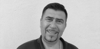 JEZIVA SUDBINA HARMONIKAŠA HANKE PALDUM Poginuo pre 2 dana u jezivom udesu, a na istom mestu stradao je i njegov otac JEZIVA SUDBINA HARMONIKAŠA HANKE PALDUM Poginuo pre 2 dana u jezivom udesu, a na istom mestu stradao je i njegov otac - featured image