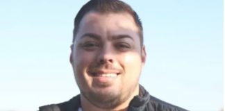 Poznatom pjevaču Ijekari ne mogu da pomognu, rez od kuka do kuka, napadnut u sred dana Poznatom pjevaču Ijekari ne mogu da pomognu, rez od kuka do kuka, napadnut u sred dana - featured image