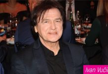 Zdravko Čolić uhvaćen na djelu? U krilu mu curica od jedva 18 godina, gura j0j ruku ispod.. Zdravko Čolić uhvaćen na djelu? U krilu mu curica od jedva 18 godina, gura j0j ruku ispod.. - featured image