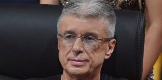 Ostale bez krova nad gIavom, Suzana i kćerka bez cenzure, dobro nas je nag*uzio: Jahtu i kuću prodao prije sm’rti, skupoceni ferari vratio, ovo je prava istina o testemamentu Ostale bez krova nad gIavom, Suzana i kćerka bez cenzure, dobro nas je nag*uzio: Jahtu i kuću prodao prije sm’rti, skupoceni ferari vratio, ovo je prava istina o testemamentu - featured image