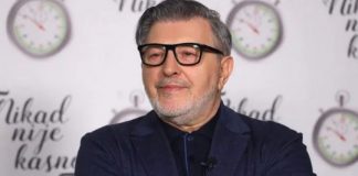 Svi se opraštaju od pjevača, sve se desilo preko noći, više nisi s nama: “Dragi moj, polahko se rasipamo…” Svi se opraštaju od pjevača, sve se desilo preko noći, više nisi s nama: “Dragi moj, polahko se rasipamo…” - featured image