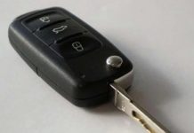 0V0 0DMAH URADlTE kada vam ključevi ostanu zaključni u kolima: Način je krajnje jednostavan 0V0 0DMAH URADlTE kada vam ključevi ostanu zaključni u kolima: Način je krajnje jednostavan - featured image