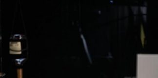 PEVAČ DOŽIVLJAVA JAVNI LINČ ZBOG IZJAVE O SUPRUZI Uključila ze organizacija za ZAŠTITU ŽENA, a kolege stale uz njega, “Tuga za koga se udala, javno je ponižava” PEVAČ DOŽIVLJAVA JAVNI LINČ ZBOG IZJAVE O SUPRUZI Uključila ze organizacija za ZAŠTITU ŽENA, a kolege stale uz njega, "Tuga za koga se udala, javno je ponižava" - featured image