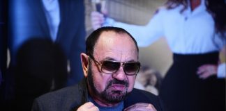 “KEMAL JE LOŠEG STANJA, ŠEMSA SE BORI” Mile Kitić o kolegama iz Južnog vetra: Otkrio i zašto je Milici Jokić otkazao gostovanje dan pred njegov koncert "KEMAL JE LOŠEG STANJA, ŠEMSA SE BORI" Mile Kitić o kolegama iz Južnog vetra: Otkrio i zašto je Milici Jokić otkazao gostovanje dan pred njegov koncert - featured image