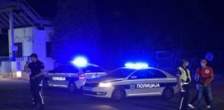 DJEVOJKA (24) POGINULA U POŽARU U SJENICI Vatra zahvatila stambeni objekat, majka neuspiješno pokušavala da joj pomogne DJEVOJKA (24) POGINULA U POŽARU U SJENICI Vatra zahvatila stambeni objekat, majka neuspiješno pokušavala da joj pomogne - featured image