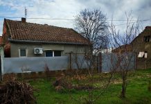 (FOTO) U OVOJ KUĆI KOD PANČEVA SU KINEZI DRŽALI ŽENE I SILOVALI IH! Sumnja se da su bile zatočene u kanalu za popravku kola, policija zatekla UŽAS (FOTO) U OVOJ KUĆI KOD PANČEVA SU KINEZI DRŽALI ŽENE I SILOVALI IH! Sumnja se da su bile zatočene u kanalu za popravku kola, policija zatekla UŽAS - featured image