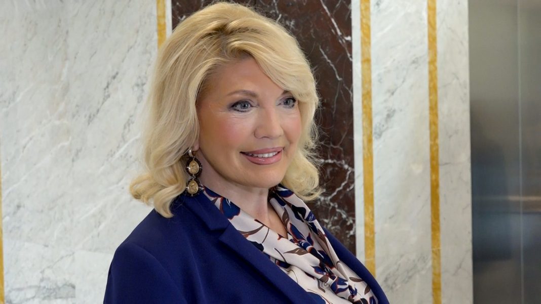 SUZANA MANČIĆ OTKRILA SA KOLIKO GODINA JE IZGUBILA NEVINOST Bila je maloletna, iznela detalje: 