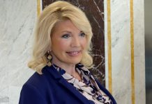 SUZANA MANČIĆ OTKRILA SA KOLIKO GODINA JE IZGUBILA NEVINOST Bila je maloletna, iznela detalje: “Bilo mi je prelepo prvi put i jedva sam čekala to” SUZANA MANČIĆ OTKRILA SA KOLIKO GODINA JE IZGUBILA NEVINOST Bila je maloletna, iznela detalje: "Bilo mi je prelepo prvi put i jedva sam čekala to" - featured image