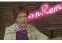 Pre 14 godina glumila je s mužem u seriji “Lud, zbunjen, normalan” pa doživela veliku tragediju: Evo kako danas izgleda Pre 14 godina glumila je s mužem u seriji “Lud, zbunjen, normalan” pa doživela veliku tragediju: Evo kako danas izgleda - featured image