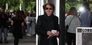 Šok ispovest Gorana Bregovića: Ćerke među sobom ne pričaju na srpskom, a za naše narodnjake kažu da su seljana Šok ispovest Gorana Bregovića: Ćerke među sobom ne pričaju na srpskom, a za naše narodnjake kažu da su seljana - featured image