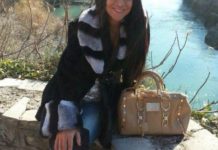 Bila je naša najbogatija pevačica, svi je obožavali a danas se bavi ovim starim zanatom: Tragedije i poroci je sa vrha bacili na dno Bila je naša najbogatija pevačica, svi je obožavali a danas se bavi ovim starim zanatom: Tragedije i poroci je sa vrha bacili na dno - featured image