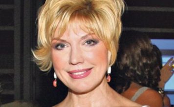 SUZANA MANČIĆ se slikala g0Ia potpuno, stare cice i mačka u prvom planu, 0gavno: Gledala sam kakve su cijene i tražila tri puta više SUZANA MANČIĆ se slikala g0Ia potpuno, stare cice i mačka u prvom planu, 0gavno: Gledala sam kakve su cijene i tražila tri puta više - featured image