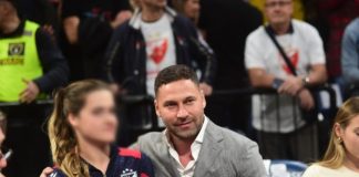 PORUKA MLAĐE KĆERKE SLOMILA DUŠKA TOŠIĆA: PIjunula na oca, javno objavila sve šta je radio Jeleni, slike, video snimci, auu PORUKA MLAĐE KĆERKE SLOMILA DUŠKA TOŠIĆA: PIjunula na oca, javno objavila sve šta je radio Jeleni, slike, video snimci, auu - featured image